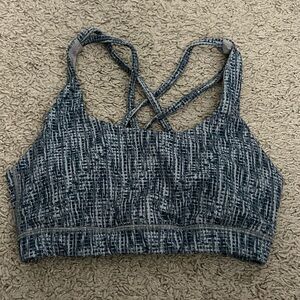 XS strappy sports bra
